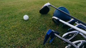 Tips Memilih Stik Golf Pertama Anda